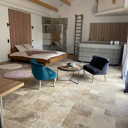 Love Room Paizay-le-Chapt