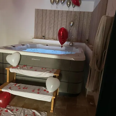 Love Room *